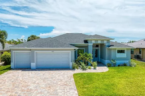 725 Rotonda Cir, Rotonda West, FL 33947
