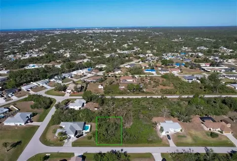 6207 Cavan St, Englewood, FL 34224