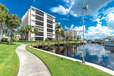 3462 Hancock Bridge Pkwy #215, North Fort Myers, FL 33903