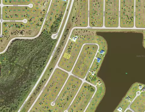 40 Lark Dr, Placida, FL 33946