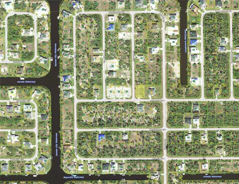 10080 Alvarez St, Port Charlotte, FL 33981
