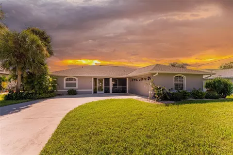 62 Long Meadow Ln, Rotonda West, FL 33947