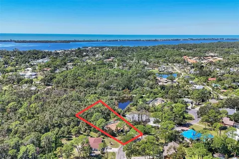 320 Pine Glen Ct, Englewood, FL 34223