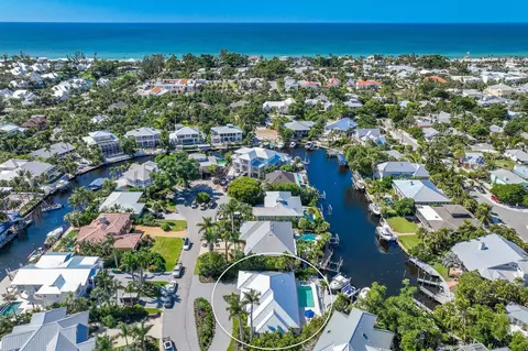 220 Waterways Ave, Boca Grande, FL 33921