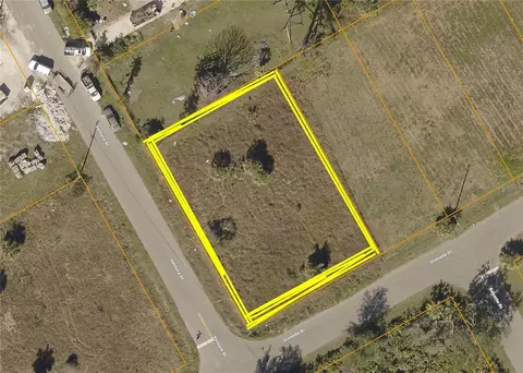 Granada Drive, North Port, FL 34287