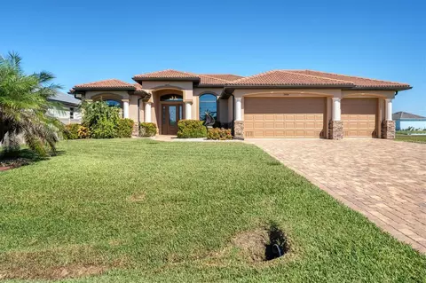 15434 Seafoam Cir, Port Charlotte, FL 33981