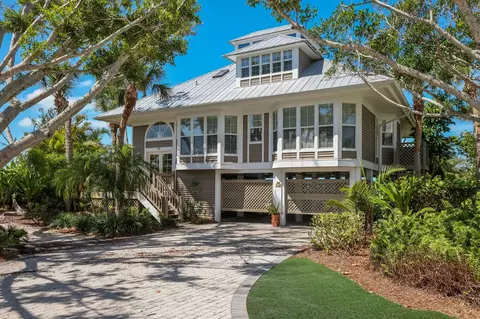 15 Seawatch Dr, Boca Grande, FL 33921