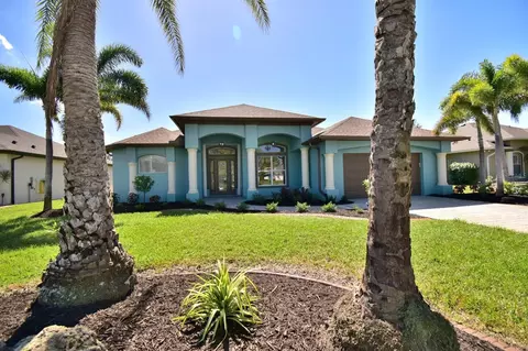 256 Rotonda Blvd E, Rotonda West, FL 33947