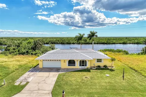 18818 Ayrshire Cir, Port Charlotte, FL 33948