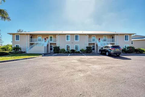 9900 Fiddlers Green Cir #138, Rotonda West, FL 33947