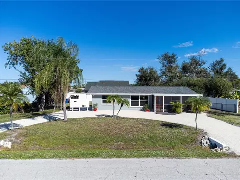 180 E Wentworth St, Englewood, FL 34223
