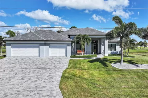 47 Tournament Rd, Rotonda West, FL 33947