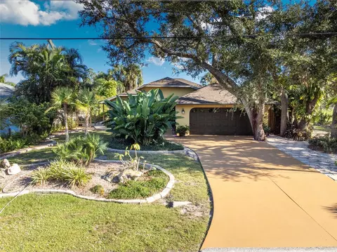 7336 Memorial Dr, Port Charlotte, FL 33981