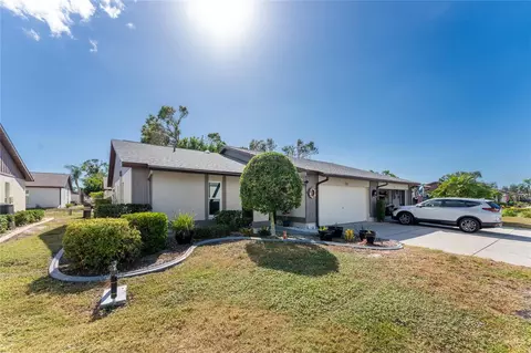 598 Foxwood Blvd, Englewood, FL 34223