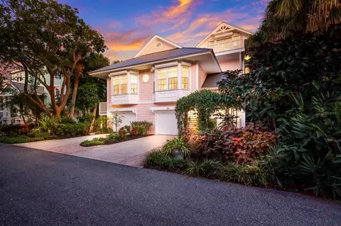 513 Buttonwood Bay Dr, Boca Grande, FL 33921