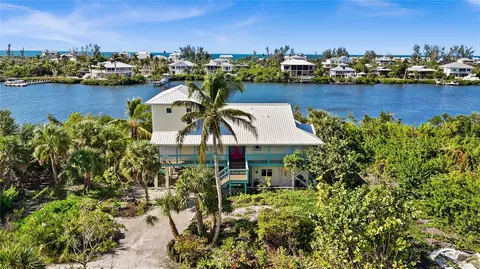 481 Kettle Harbor Dr, Placida, FL 33946