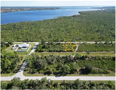 4389 Spire St, Port Charlotte, FL 33981