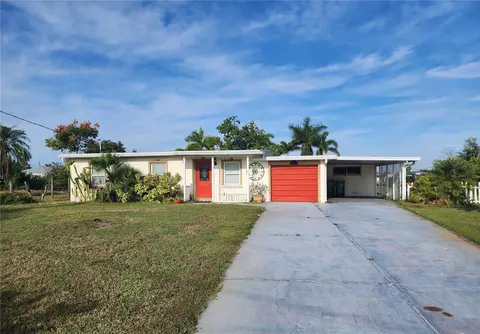 211 Waterway Cir NE, Port Charlotte, FL 33952