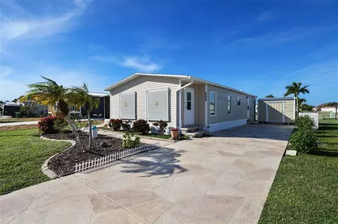 6245 Greenfinch Rd, Englewood, FL 34224