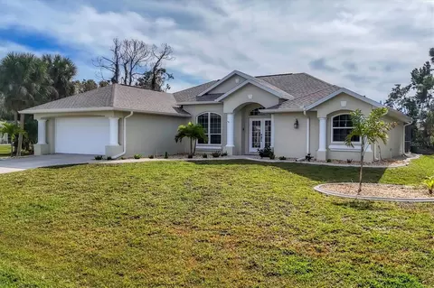 233 Long Meadow Ln, Rotonda West, FL 33947