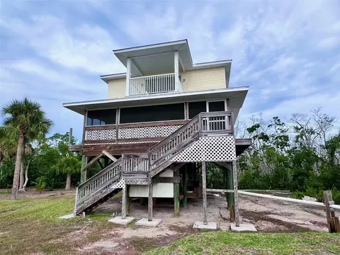 8868 Bay St, Placida, FL 33946