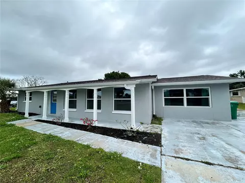 3428 Pinetree St, Port Charlotte, FL 33952
