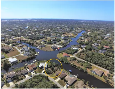 9490 Snapper Cir, Port Charlotte, FL 33981