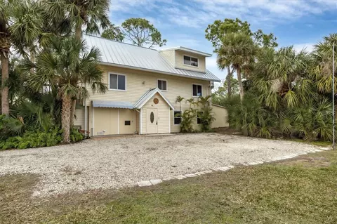 11346 Chalet Ave, Englewood, FL 34224