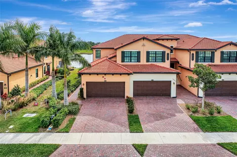 10801 Tarflower Dr #101, Venice, FL 34293