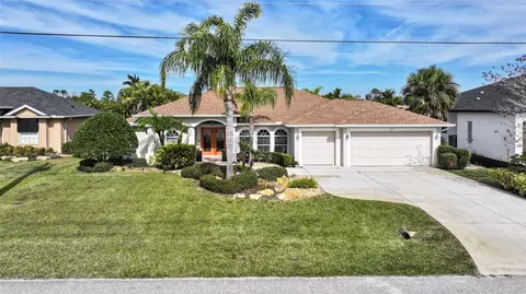 25 White Marsh Ln, Rotonda West, FL 33947