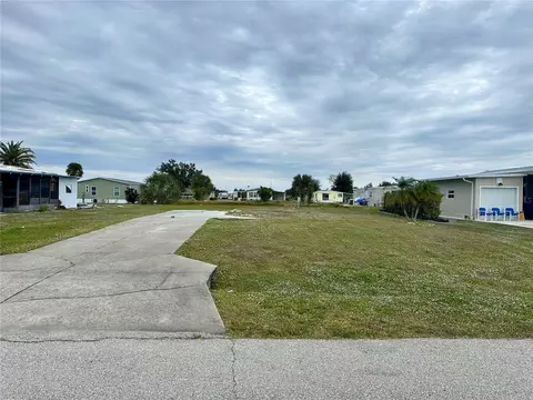 1433 Blue Heron Dr, Englewood, FL 34224