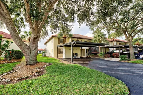 523 Pine Hollow Cir #523, Englewood, FL 34223