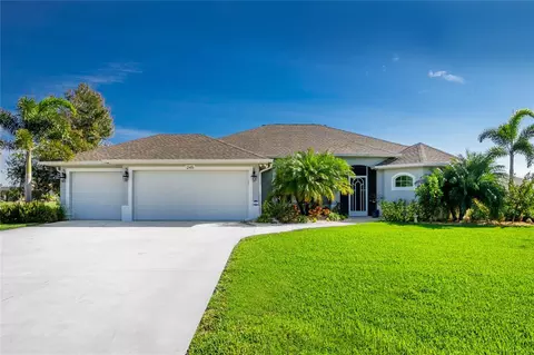 245 Mariner Ln, Rotonda West, FL 33947