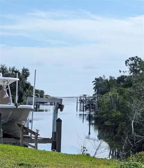 3386 Blitman St, Port Charlotte, FL 33981