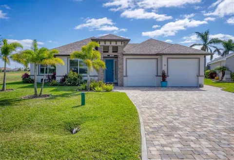 16 Medalist Ter, Rotonda West, FL 33947