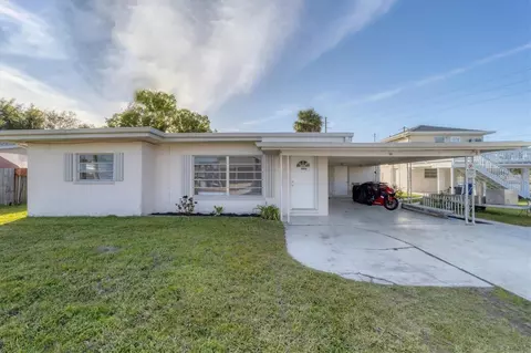 108 Myakka Dr, Venice, FL 34293