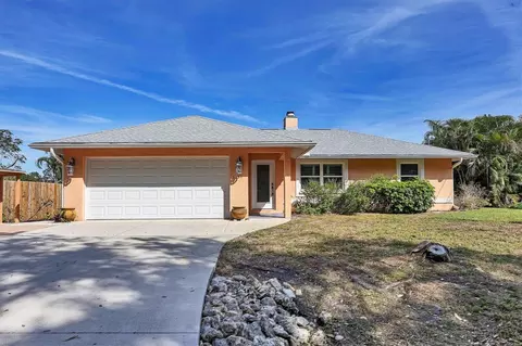 3131 Arrowhead Rd, Venice, FL 34293