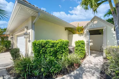 10776 Salvador Dali Cir, Englewood, FL 34223