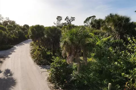 21 Bayshore Cir, Placida, FL 33946 photo 12