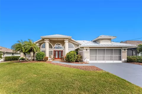 40 Sportsman Rd, Rotonda West, FL 33947