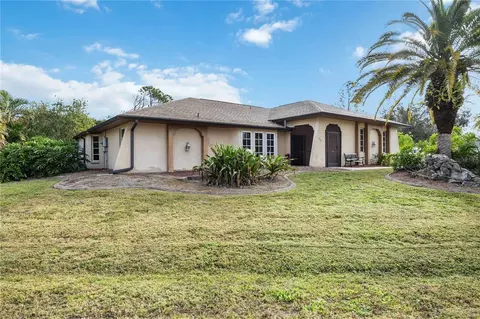 1002 Fleetwood Dr NW, Port Charlotte, FL 33948