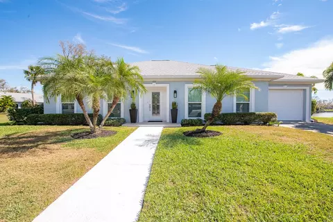 3 Barbuda Rd, Englewood, FL 34223