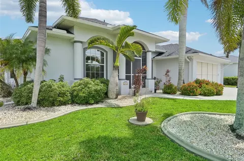8420 Burwell Cir, Port Charlotte, FL 33981