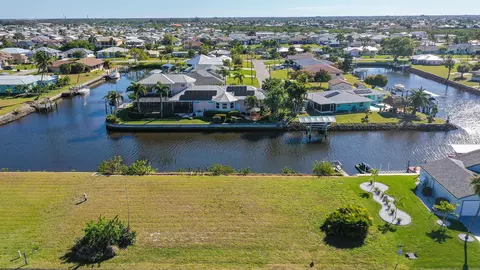 4320 Pelican Pointe Dr, Punta Gorda, FL 33950