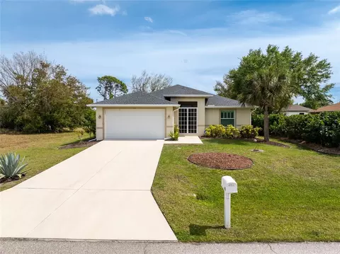 135 Haddock Dr, Rotonda West, FL 33947