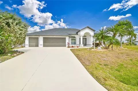 659 Rotonda Cir, Rotonda West, FL 33947