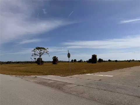 1 Willow Rd, Placida, FL 33946