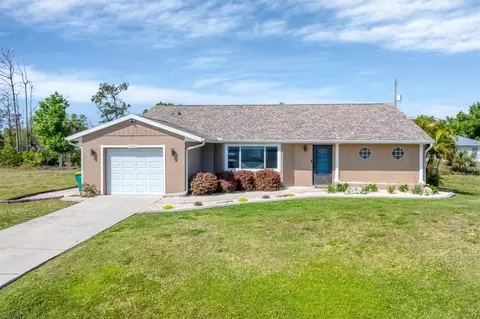 7405 Hart St, Englewood, FL 34224