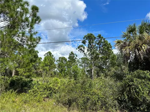 Munsing Avenue, North Port, FL 34291