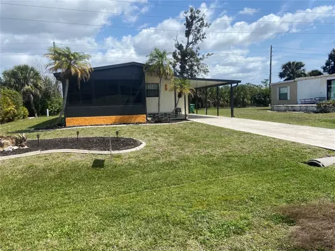 6336 Falcon Dr, Englewood, FL 34224